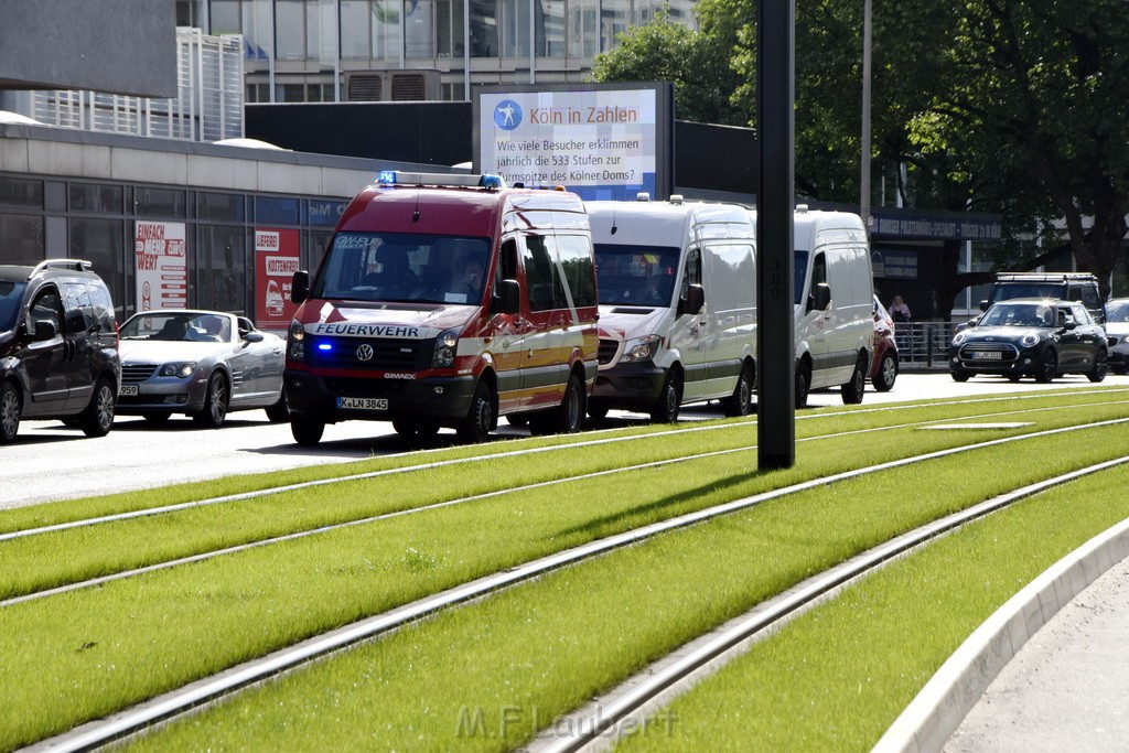 VU PKW Strab Koeln Mitte Caecilienstr Hohe Str P09.JPG - Miklos Laubert